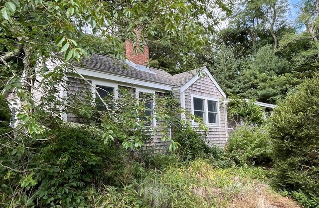 Acogedora casa con 2 habitaciones y wifi en el bosque tranquilo de Wellfleet
