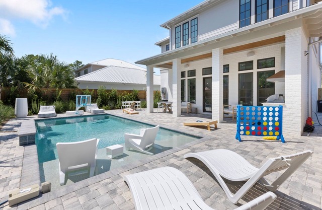 Sunnyside Escape - Ultimate Luxury Beach House! New, Private Pool, Close to Gulf