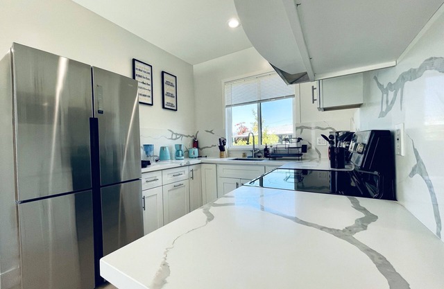 Sunnyvale Cozy New 3B3b home/Gogle/speed WiFi