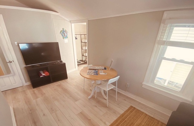 Sunset Beach Treasure Island 1/1 Wi-fi Parking 117-b