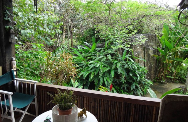 CASA SUPER CONFORTABLE - SUL DE LA ILHABELA - 1. 500m2 de jardín - 11 PERSONAS
