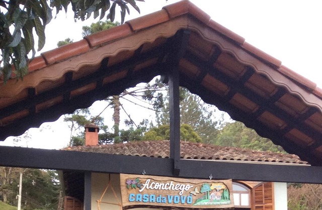 Casa súper acogedora, 1.5Km Centro Gastronómico Vila de Maringá MG - Centro