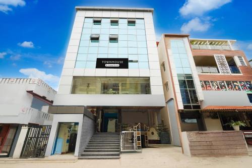 Super Townhouse Whitefield Railway Station Formerly Kadugudi Whitefield