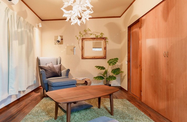 Surrounded by IKEA and MUJI Red Brick easy a - Rhouse 2nd / Yokohama Kanagawa