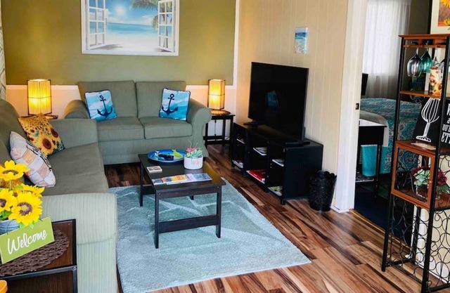 SWEET COZY COTTAGE IN OCEAN CITY JUST4.5 MILES FROM THE BEACH❤️