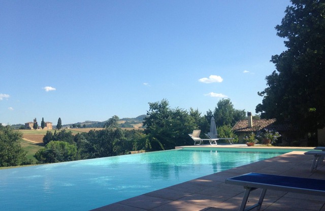 Piscina y relajación en las colinas de Bolonia entre arte, motores, gastronomía