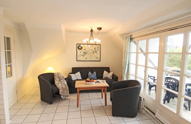 Sylt is a valuable habitat and a soothing vacation spot, a paradisiacal realm of peace and tranquillity.