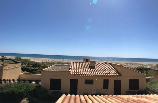Casa T2 frente al mar con aparcamiento privado, 4 personas