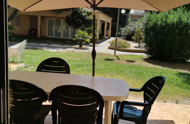 T2 en una residencia boscoso encantadora, 30 metres² con terraza y piscina