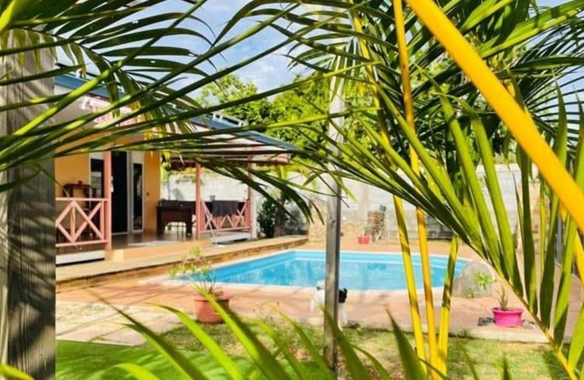 TAHITI - Fare Vairai Pool