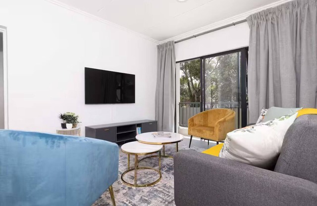 Tali La in - 2Bed - 2Bath Fourways-Sandton