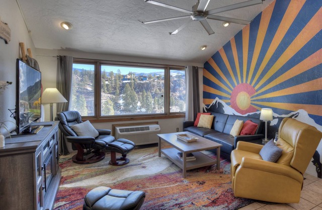 Tamarron Treasure (#502) | 10 min to Ski - Golf/Pool/Hot Tub/AC - Views