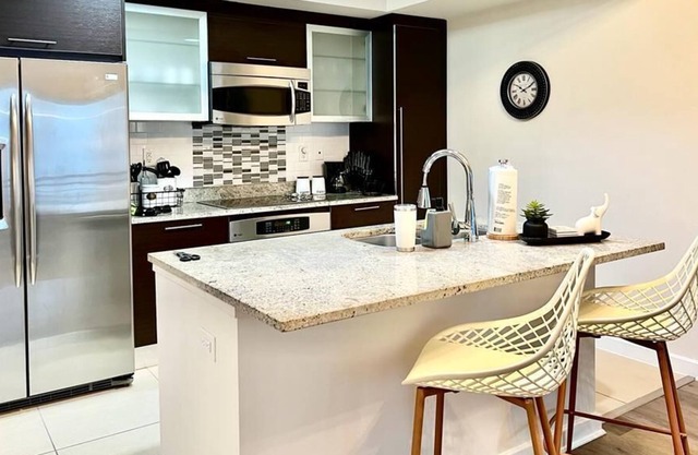 Luxury Pad in the Downtown TAMPA/Channelside-pool
