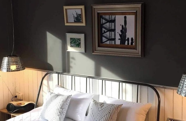 TANACASA 12 —Large Sathorn Townhome 6BR w/ Parking
