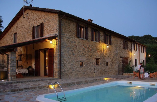 Elegante casa de vacaciones en Modigliana con jardín
