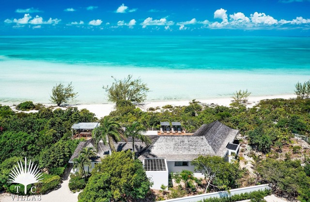 TC Villas / Six Turtles / Luxury Beachfront Villa on Taylor Bay Beach