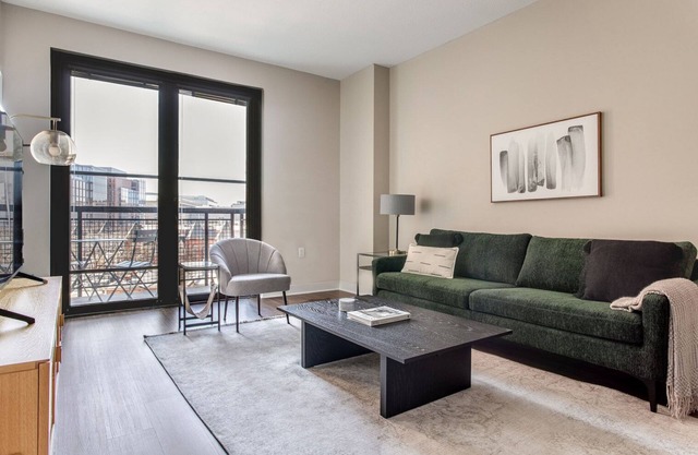 Terrific Mount Vernon 1BR w/ Roof Pool, nr Arena, Museum, by Blueground