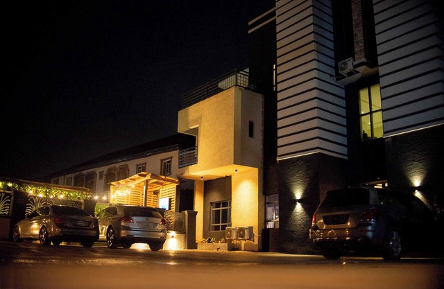 Tevom Hotel and Suites