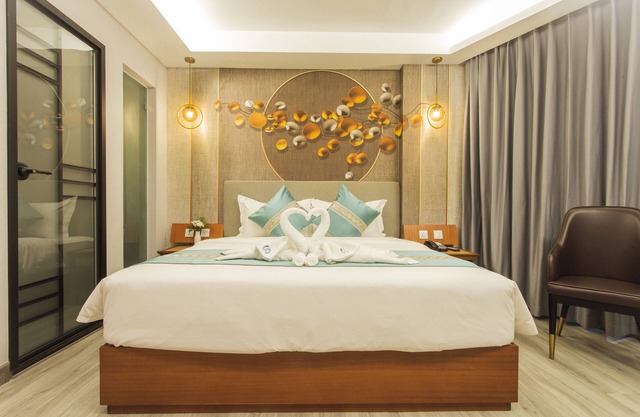 Thapae Twins Hotel