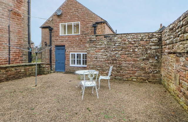 El anexo - Eden House, EDENHALL