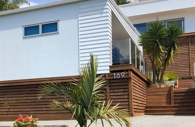The Beach Pod - Tairua Holiday Home