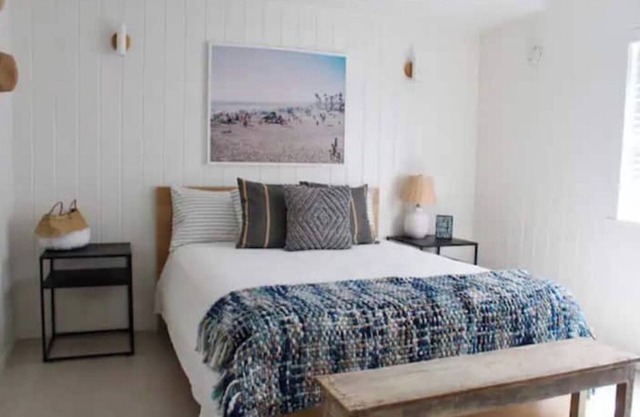 The Chic Beach Studio w/spacious patio