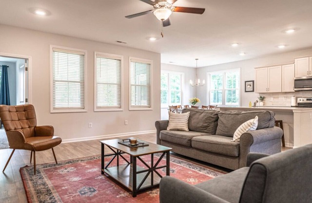 Four bedroom house in United States of America, Aberdeen