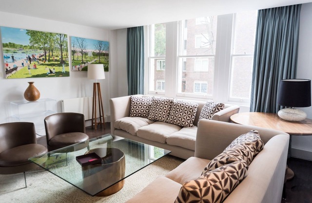 Notting Hill Apartment