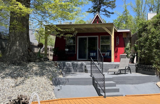 Acogedor-Lake Cabin en Gran Cove Derecho Off Canal Principal en el lago Hamilton