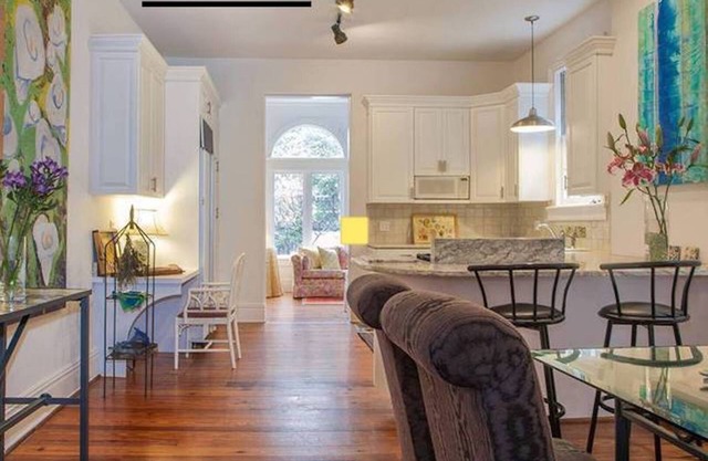 El GEM histórico de una casa ubicada en el centro está disponible a largo plazo en junio y julio
