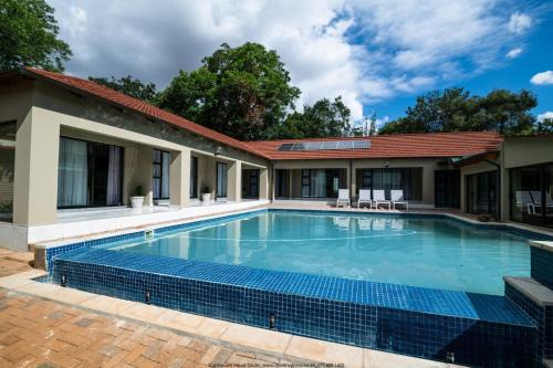 The Fine Line Lodge