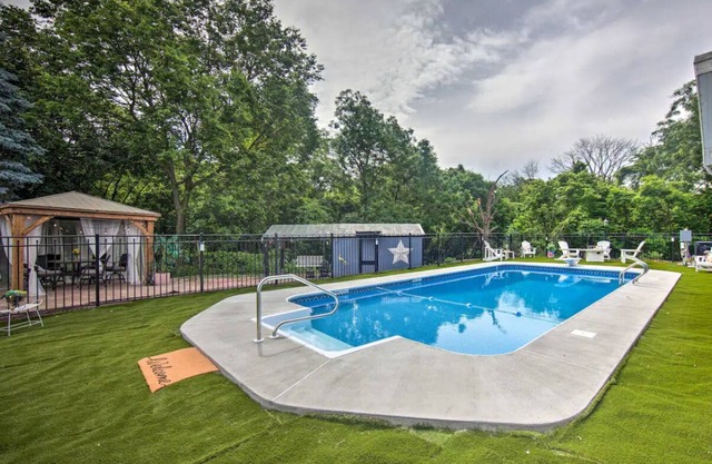 The Grand Oasis Retreat !!