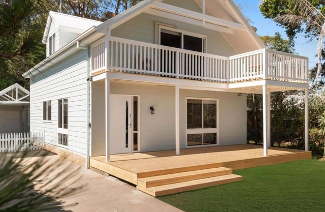 Where We Escape - Holiday Management welcomes you to The Lake Hideway on Kendall