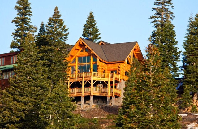 La Casa de registro en Truckee, CA - 5.250 pies cuadrados de impresionante..!