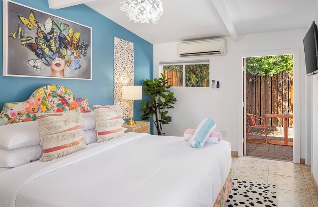 The Muse Hotel | Palm Springs | Pool & Hot Tub | Suite 9