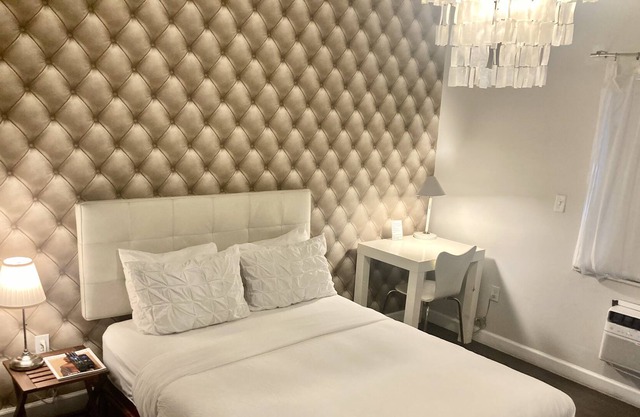 The New Hotel