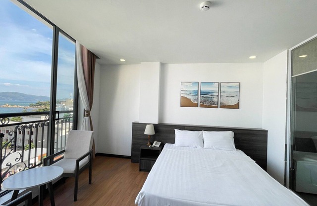RedDoorz The Nha Trang Business Hotel Dang Tat