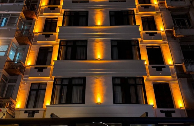 The Now Hotel