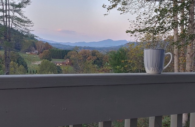 The Octagon House: increíbles vistas a la montaña, privadas pero cerca de todo