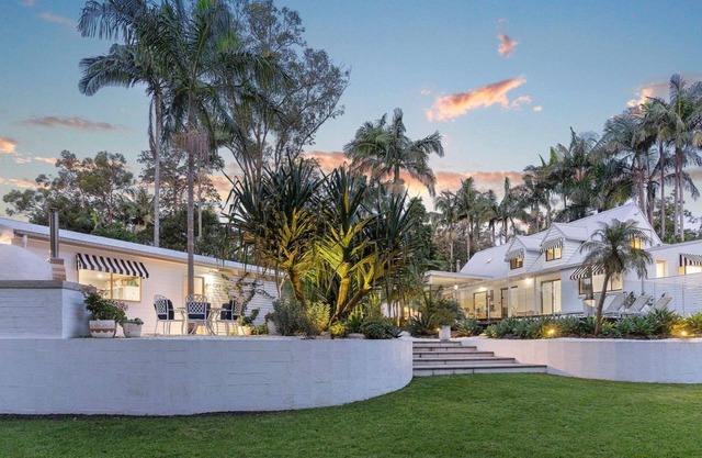 The Palms, Luxury Home in Bangalow by Belle Escapes