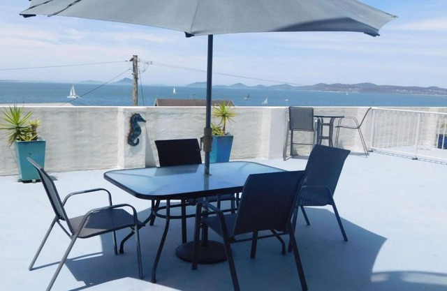 The Point, 5, 5-7 Mitchell Street large balcony with great water views
