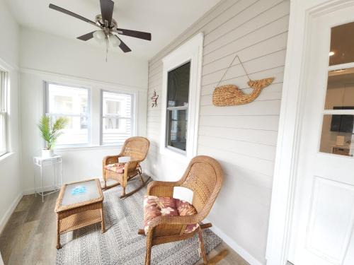 The Sand Star-4BDRM Ventnor Home near Bay & AC