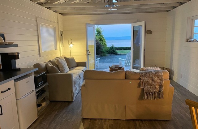 ‘The SeaShack’ - a unique beachfront stay for two