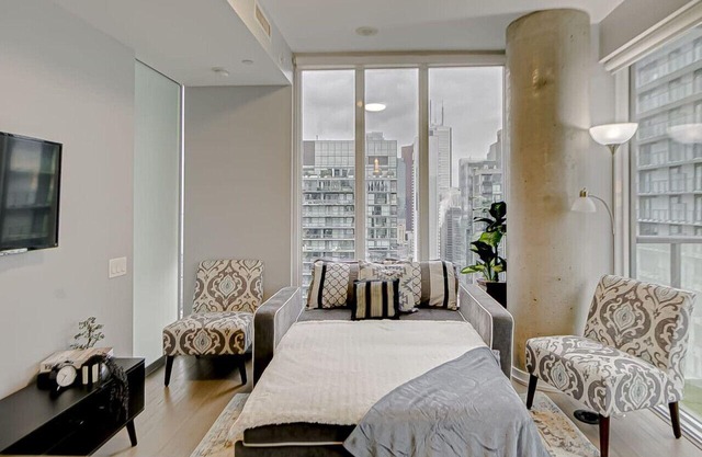The skyline Retreat by Instant suites