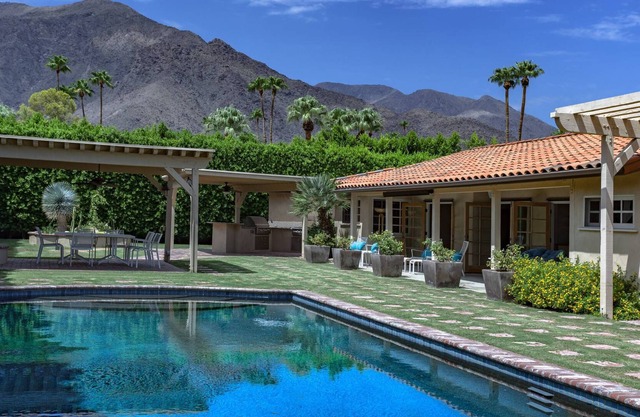 The Sol Lesser Estate - Walled & Gated Celebrity Home!