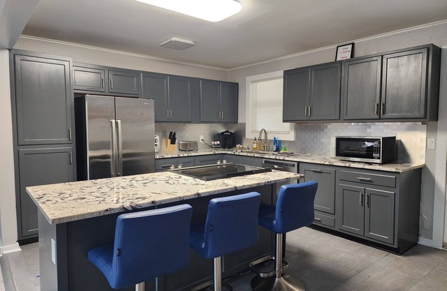 The Sound of Nashville 3 bedroom close to BNA Airport