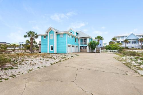 The Sunshine House by Gulf Coast Getaways
