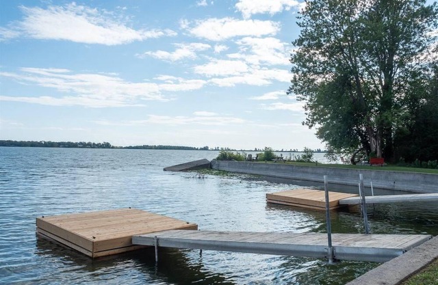 The Waupoos-PEC Couple's getaway