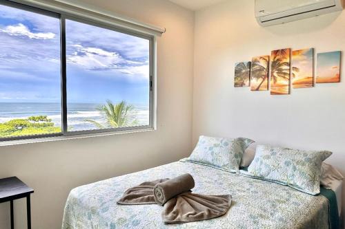The Wavefront Beachfront Condo In Bejuco