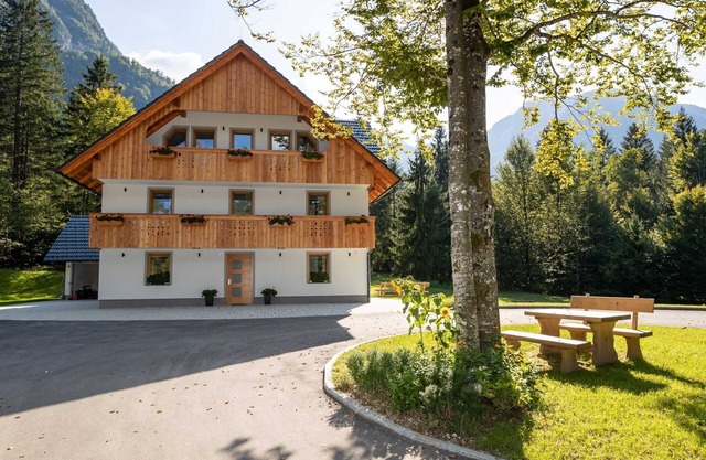 The Woodland Nook Apartments Bohinj - Two Bedroom Apartment with Balcony